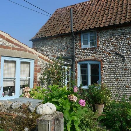 The Nest At Bird Cottage Cley next the Sea Εξωτερικό φωτογραφία